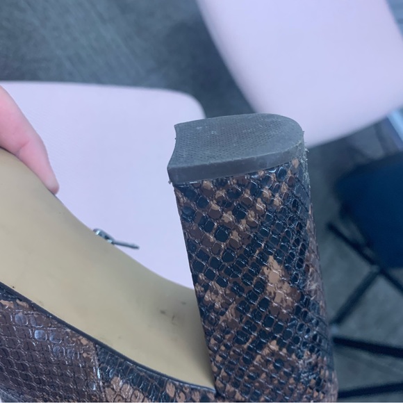 Steve Madden “Pixie” Brown/Black Snake Print Ankle Booties - 8 - Picture 6 of 11